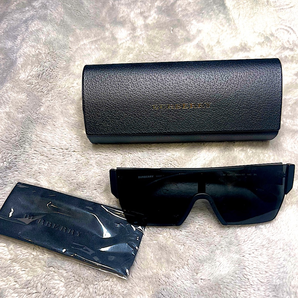 Burberry Sunglasses
